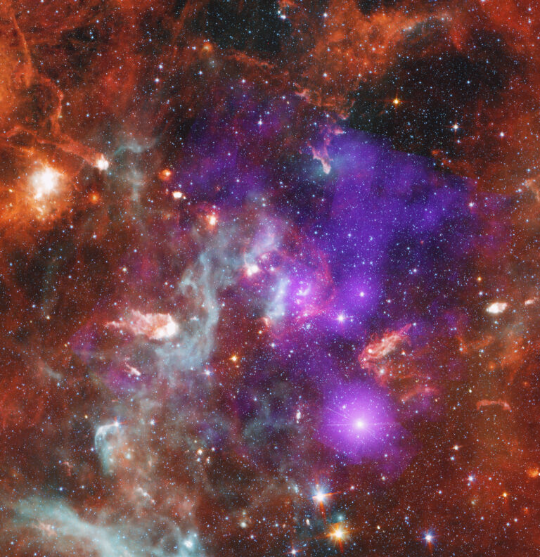 NASA Unburies Danger Zones of Star Cluster